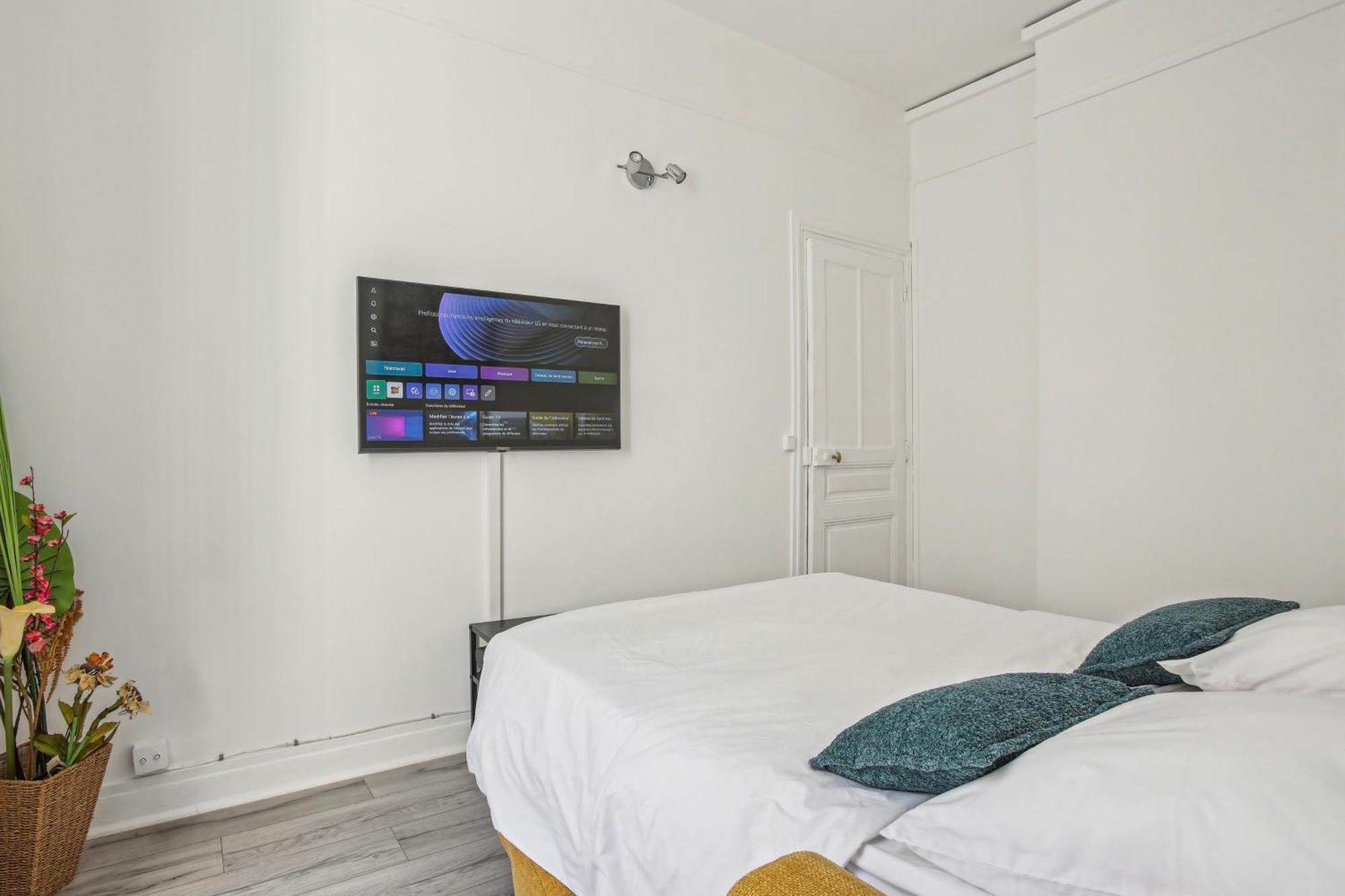 Chic And Comfortable Apart Parijs Buitenkant foto